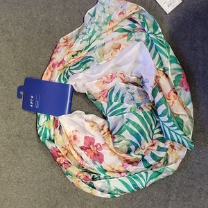 Dana‎ Buchman silky sheer floral fashion scarf